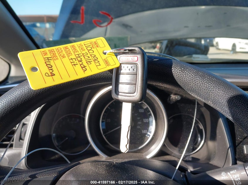 2016 HONDA FIT LX - JHMGK5H52GX035578