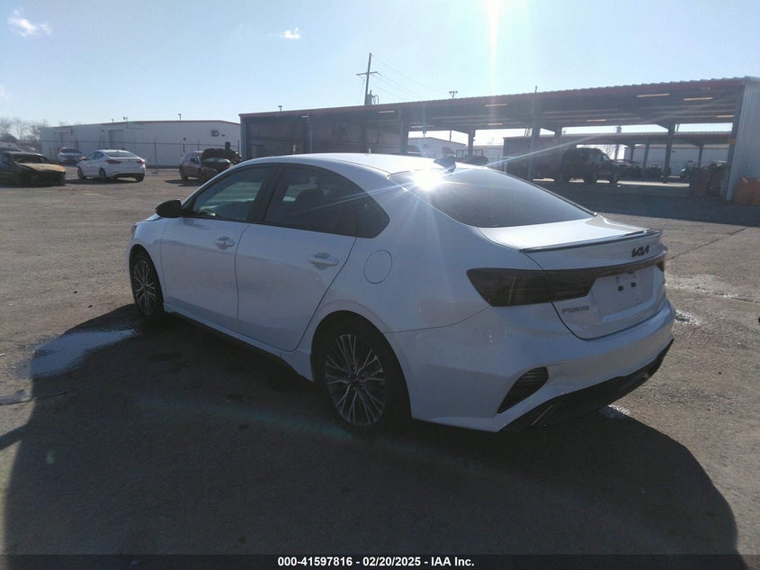 VIN 3KPF54AD4NE452598 2022 KIA FORTE GT-LINE