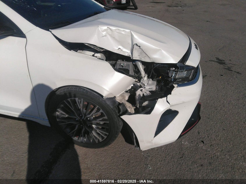 VIN 3KPF54AD4NE452598 2022 KIA FORTE GT-LINE