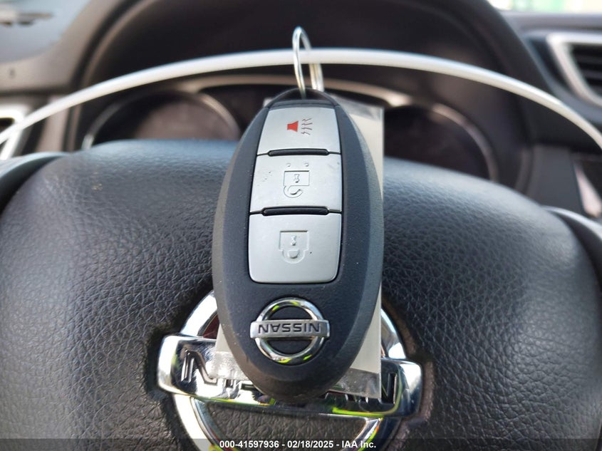 2014 NISSAN ROGUE SV - 5N1AT2MT4EC872064