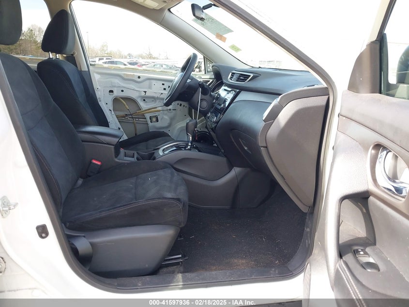 2014 NISSAN ROGUE SV - 5N1AT2MT4EC872064