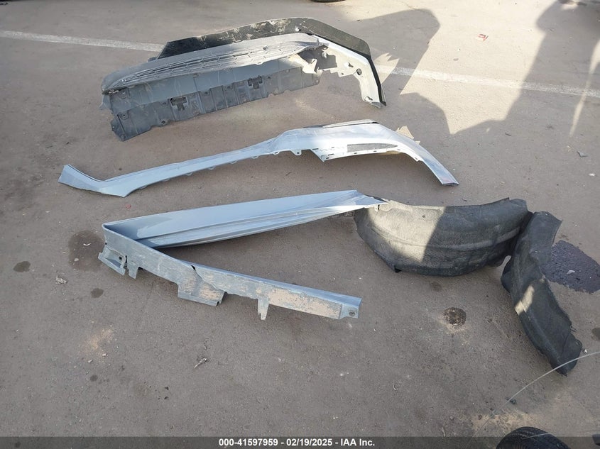 2022 HONDA CIVIC VIN: 2HGFE2F5XNH566665