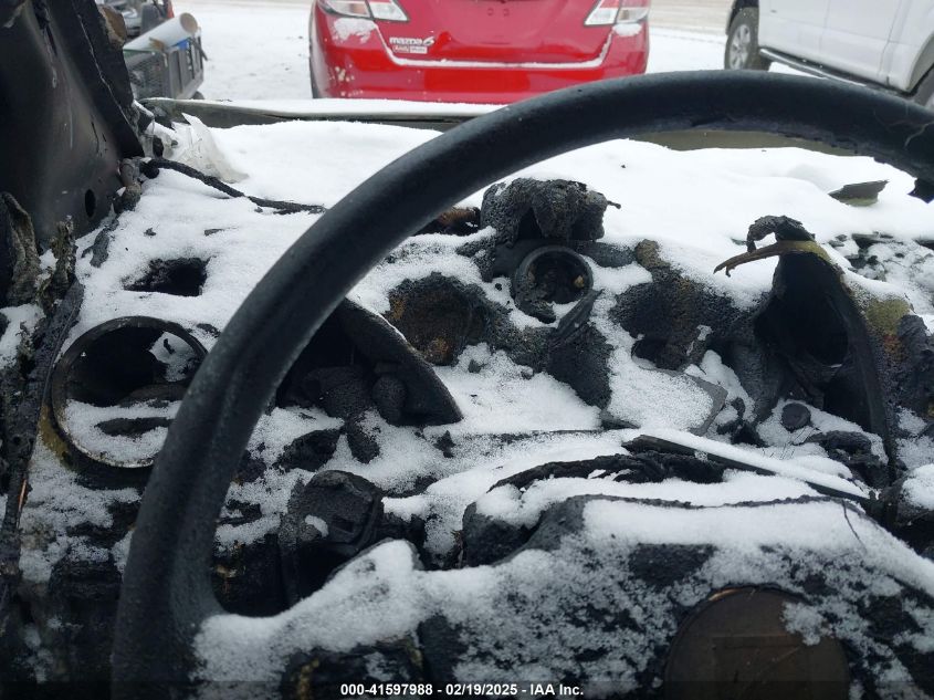 2009 Saturn Vue VIN: 1G8CL33D895533227 Lot: 41597988