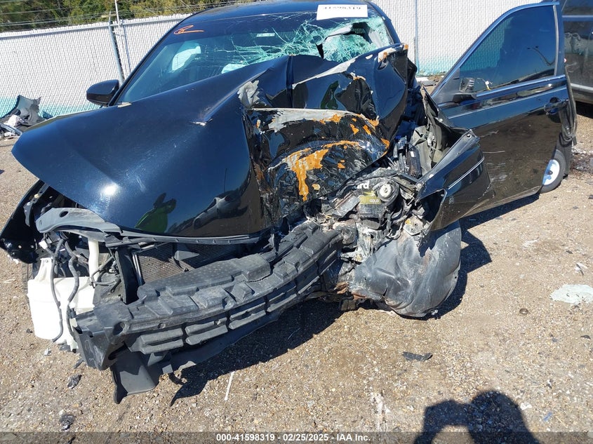 2016 TOYOTA CAMRY VIN: 4T1BF1FK7GU520149