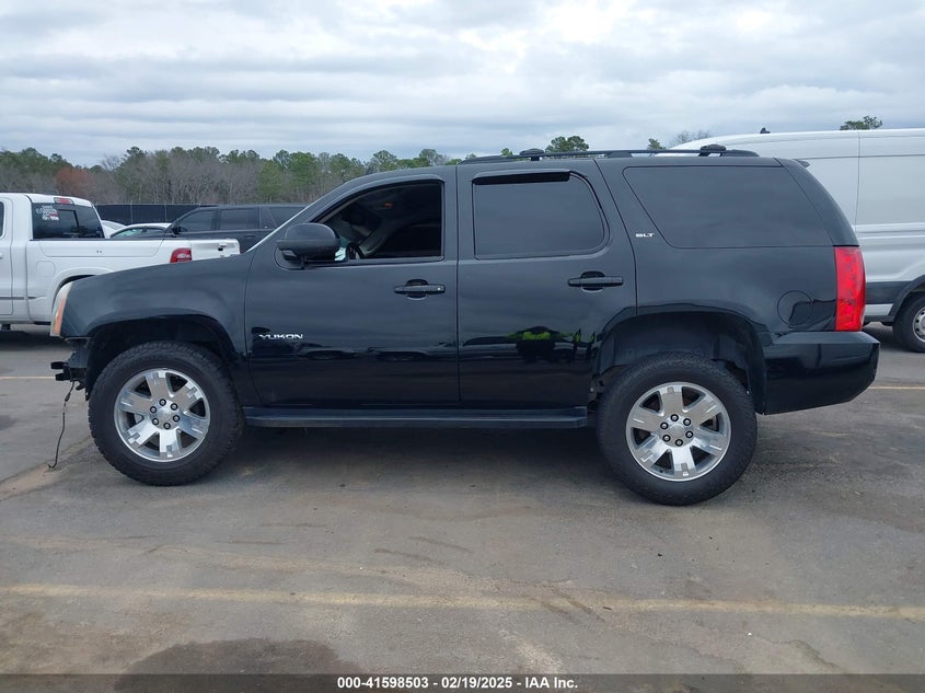 2013 GMC YUKON SLT - 1GKS1CE06DR255614