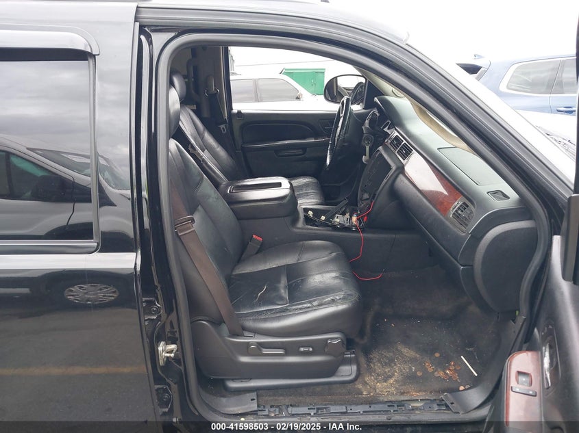 2013 GMC YUKON SLT - 1GKS1CE06DR255614