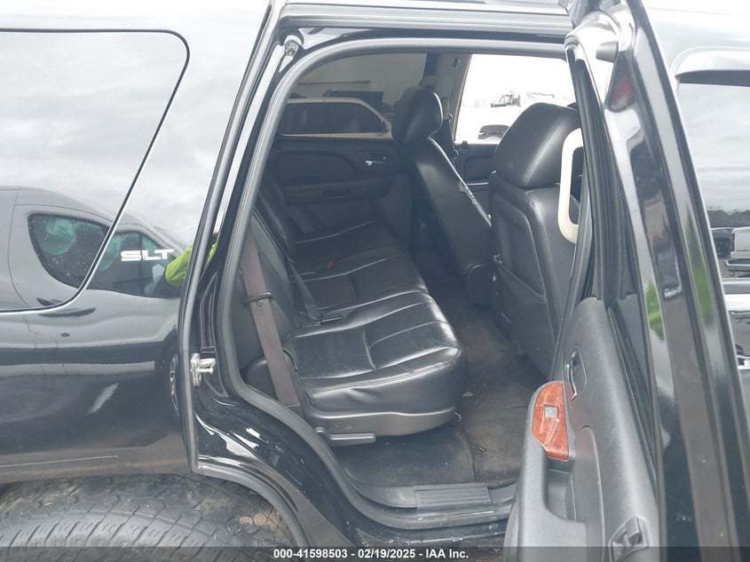 2013 GMC YUKON SLT - 1GKS1CE06DR255614