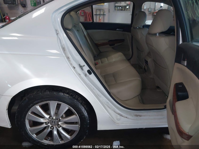 2012 HONDA ACCORD VIN: 1HGCP3F80CA029098