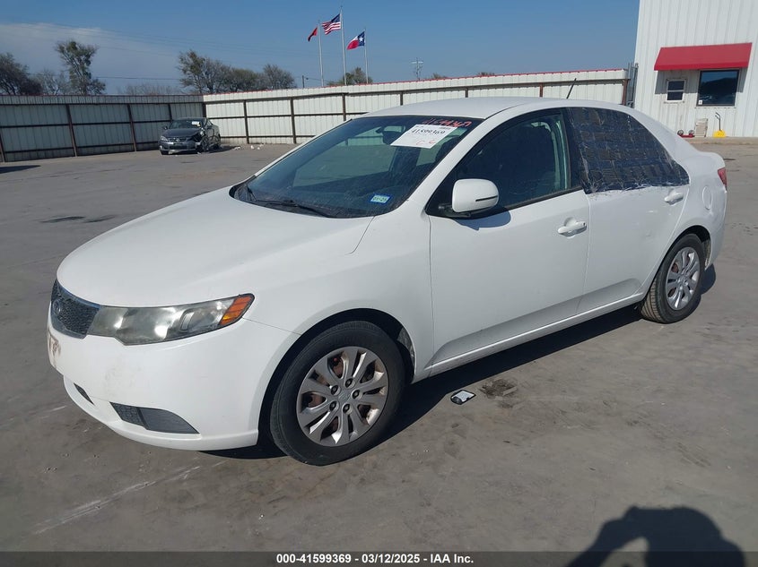 2012 Kia Forte, Left Side, IAAI, VIN KNAFU4A20C5510035 — photo 2