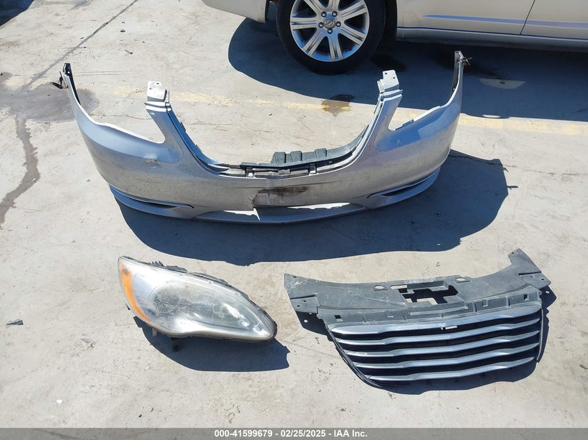 2012 CHRYSLER 200 VIN: 1C3CCBBB1CN206356