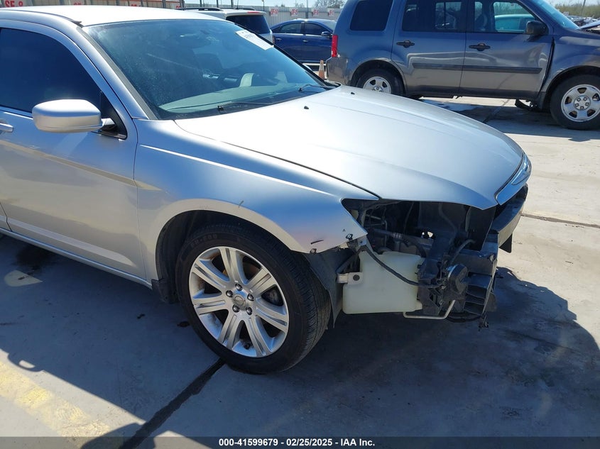 2012 CHRYSLER 200 VIN: 1C3CCBBB1CN206356