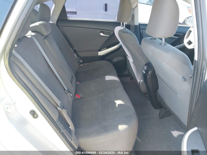2015 TOYOTA PRIUS VIN: JTDKN3DU1F1927987