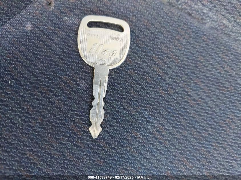 2000 GMC Sierra 1500 Sl VIN: 1GTEC14W2YZ200810 Lot: 41599749