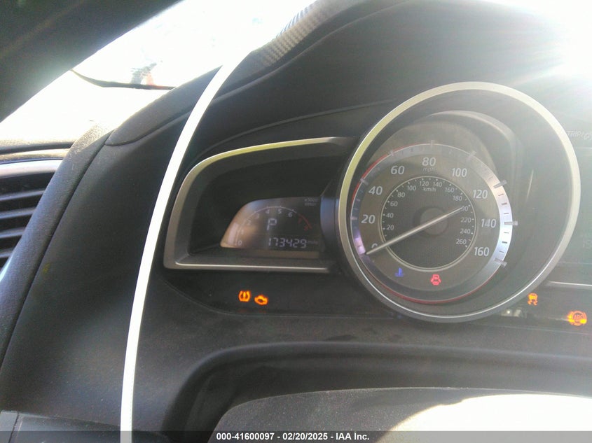 2014 MAZDA MAZDA3 VIN: JM1BM1U77E1111284