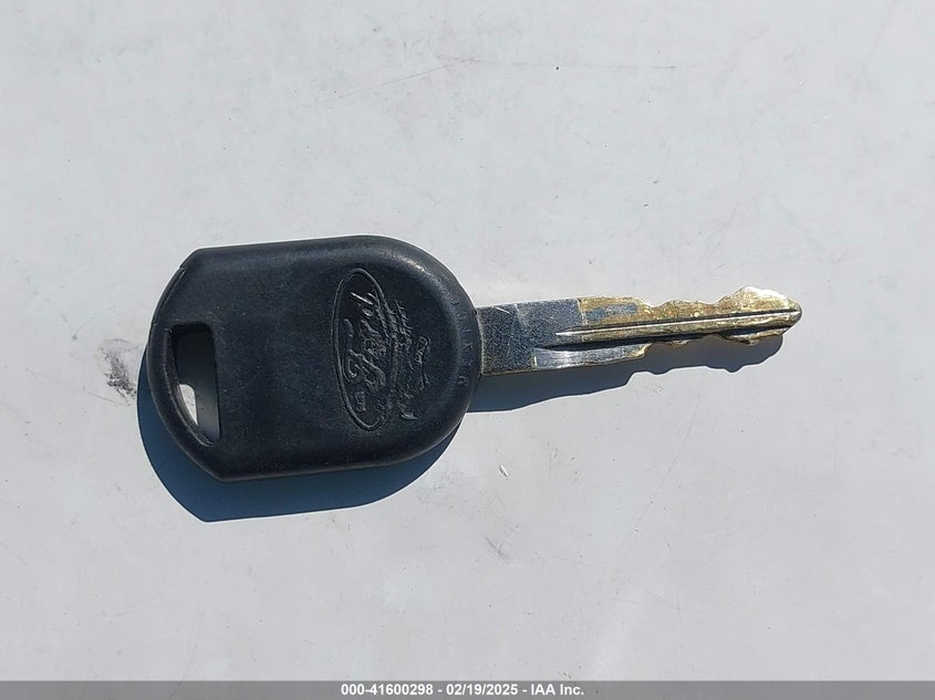 2008 FORD FOCUS VIN: 1FAHP33NX8W163499