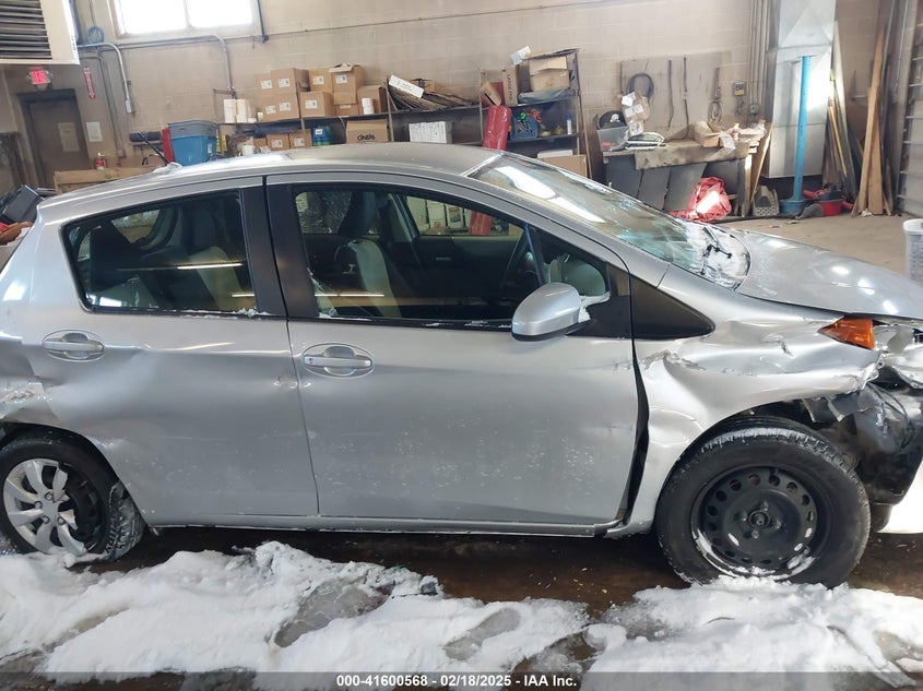 2013 TOYOTA YARIS VIN: JTDKTUD39DD547326