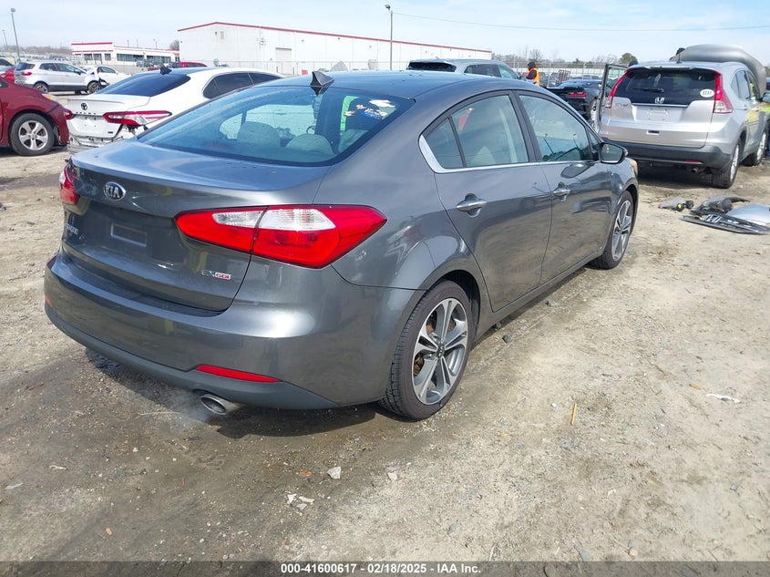 2016 KIA FORTE VIN: KNAFX4A8XG5526812