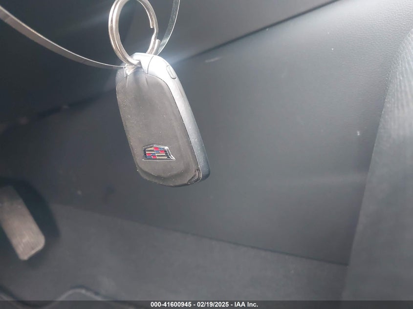 2019 CADILLAC ESCALADE ESV LUXURY - 1GYS4HKJ0KR276995