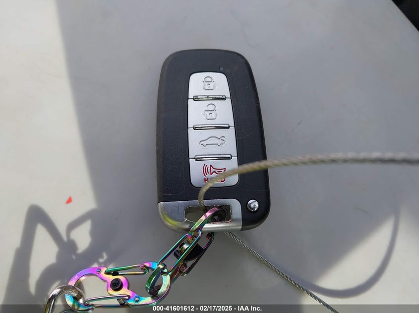 2012 HYUNDAI ELANTRA VIN: KMHDH4AE7CU319139