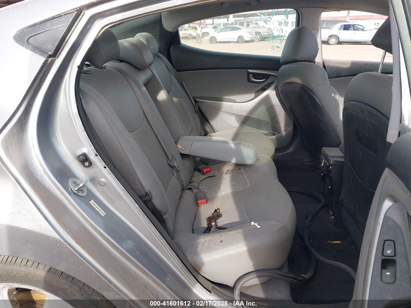2012 HYUNDAI ELANTRA VIN: KMHDH4AE7CU319139