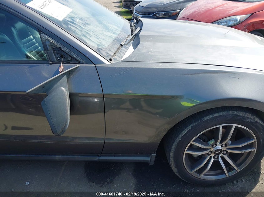 2010 FORD MUSTANG VIN: 1ZVBP8EN7A5158408
