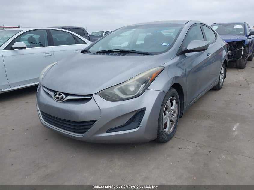 2015 HYUNDAI ELANTRA VIN: 5NPDH4AE8FH612051