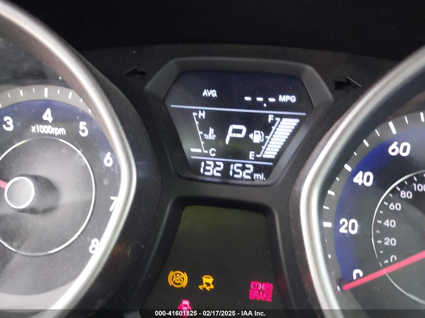 2015 HYUNDAI ELANTRA VIN: 5NPDH4AE8FH612051