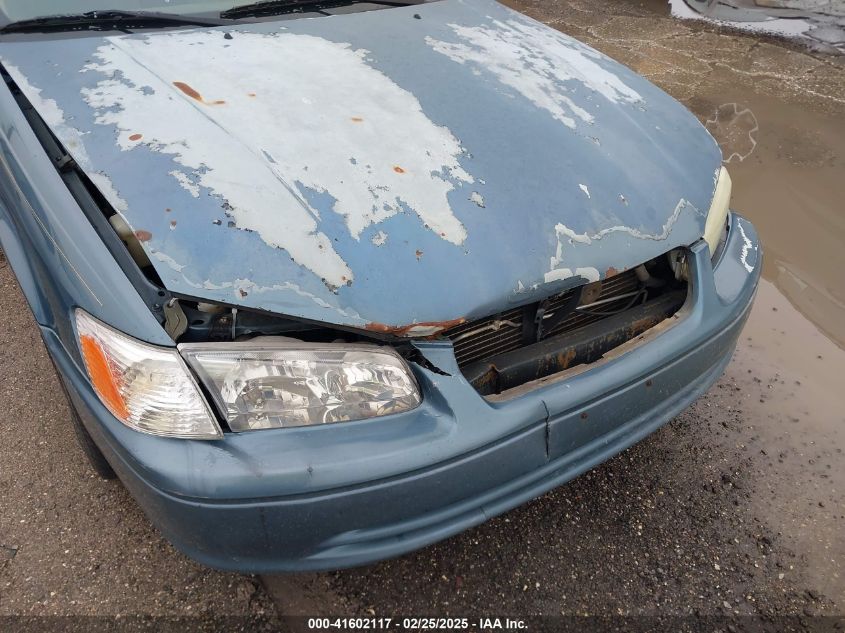 2000 Toyota Camry Le VIN: 4T1BG22K2YU977476 Lot: 41602117