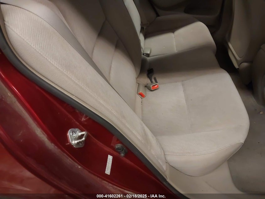 2011 HONDA CIVIC VIN: 2HGFA1F51BH507473