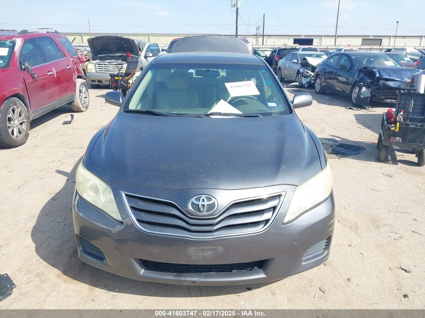 2011 TOYOTA CAMRY VIN: 4T1BF3EK5BU652705