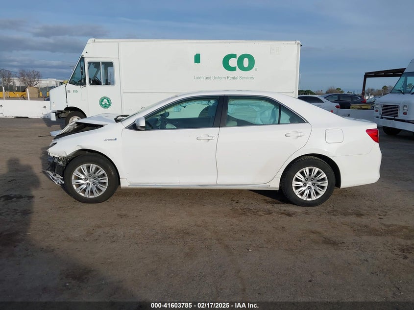 2014 TOYOTA CAMRY HYBRID VIN: 4T1BD1FKXEU132190