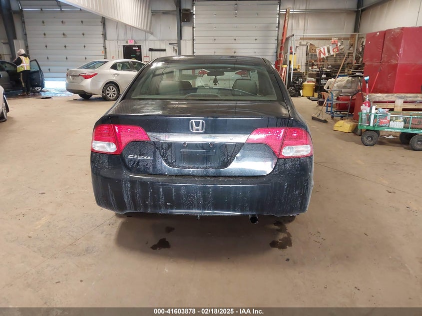 2010 HONDA CIVIC VIN: 19XFA1F54AE087376