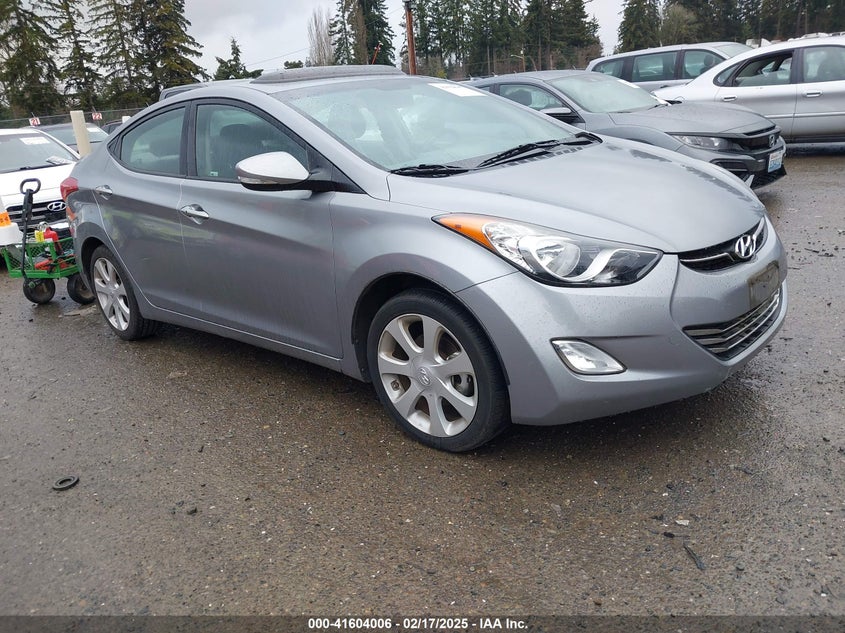 2013 HYUNDAI ELANTRA VIN: KMHDH4AE5DU921068