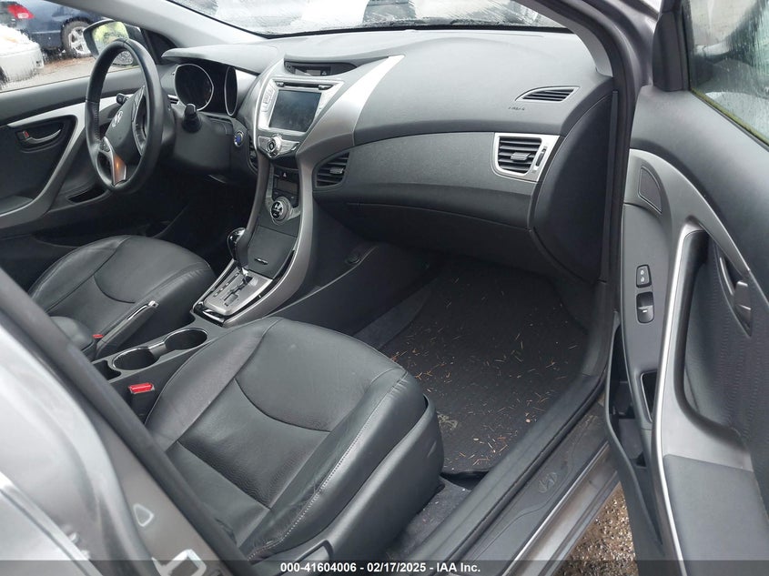 2013 HYUNDAI ELANTRA VIN: KMHDH4AE5DU921068