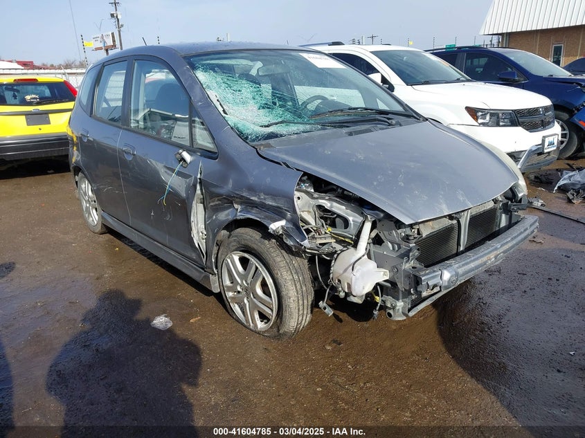 2007 HONDA FIT VIN: JHMGD37647S002930