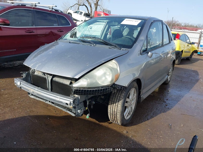2007 HONDA FIT VIN: JHMGD37647S002930