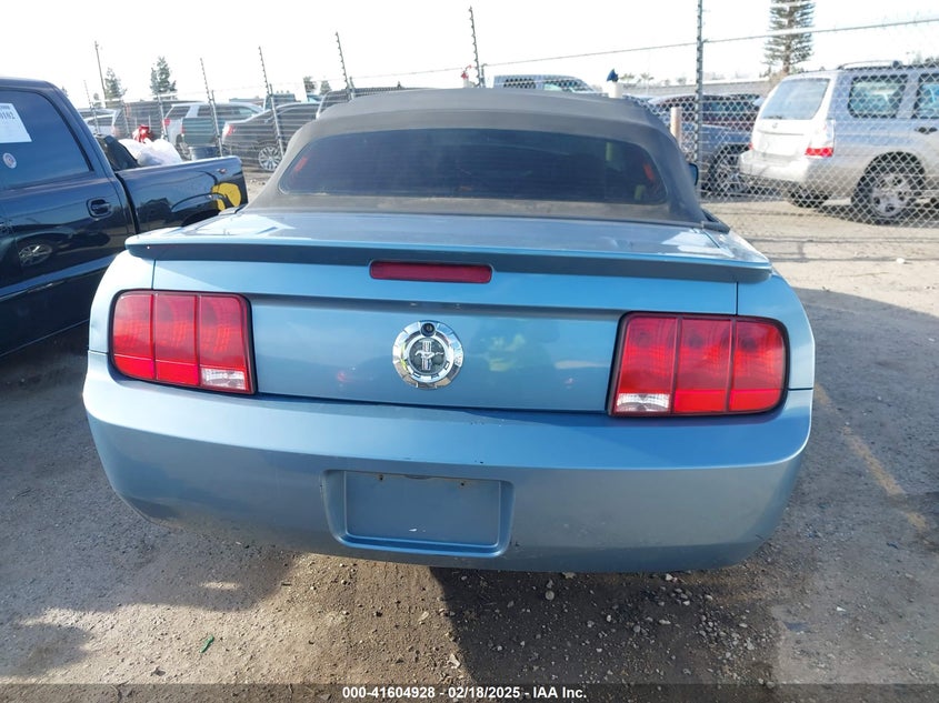 2007 FORD MUSTANG VIN: 1ZVFT84N775245152