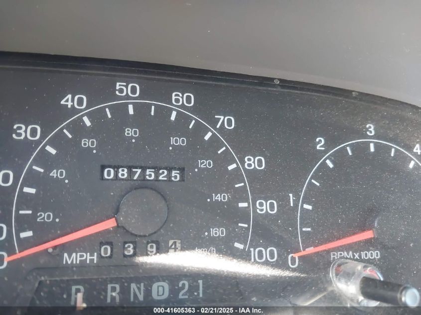 2001 Ford F-350 Xl/Xlt VIN: 1FTSF31L01EB57159 Lot: 41605363