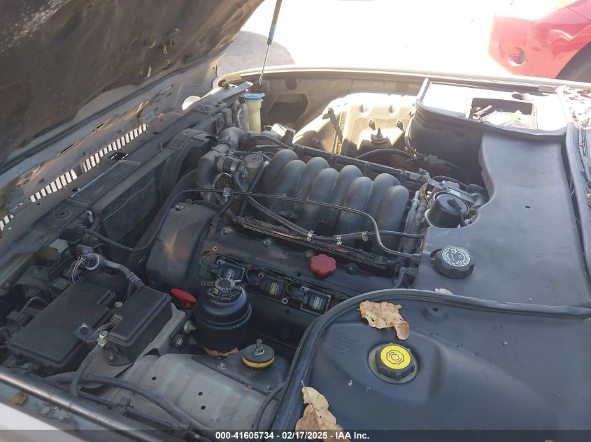 1998 Jaguar Xj Vanden Plas VIN: SAJKX6242WC823240 Lot: 41605734