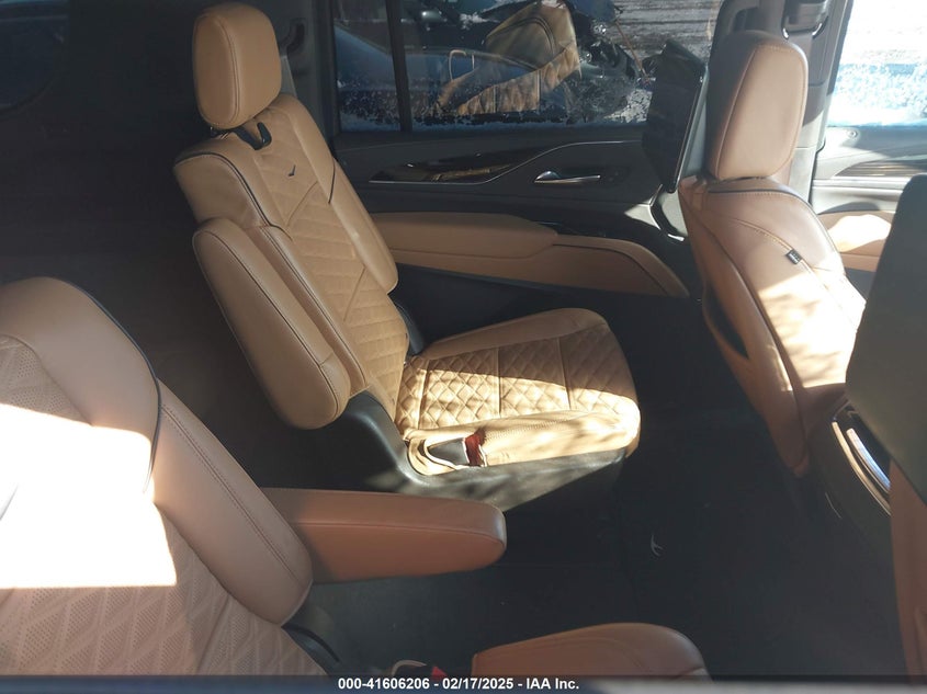 2021 CADILLAC ESCALADE ESV 4WD PREMIUM LUXURY - 1GYS4LKL7MR162757