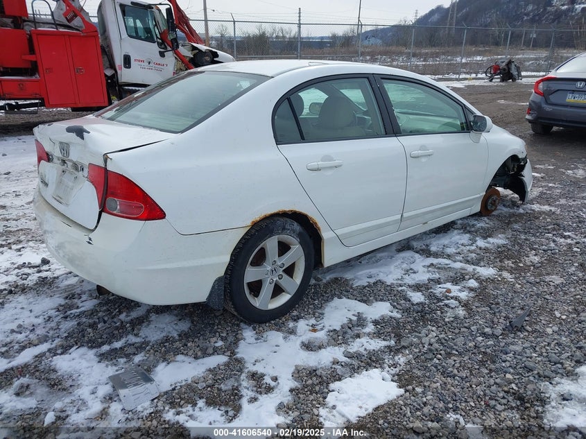 2008 HONDA CIVIC VIN: 2HGFA16918H332086