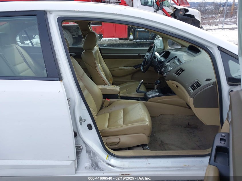 2008 HONDA CIVIC VIN: 2HGFA16918H332086