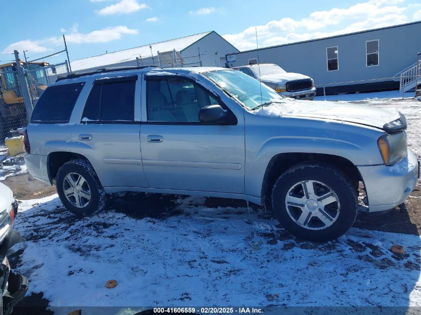 2007 Chevrolet Trailblazer Lt VIN: 1GNDT13SX72132832 Lot: 41606559
