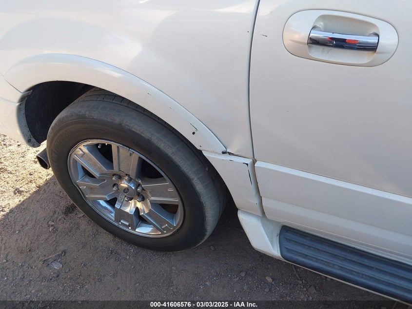 2007 FORD EXPEDITION EL VIN: 1FMFK195X7LA90755