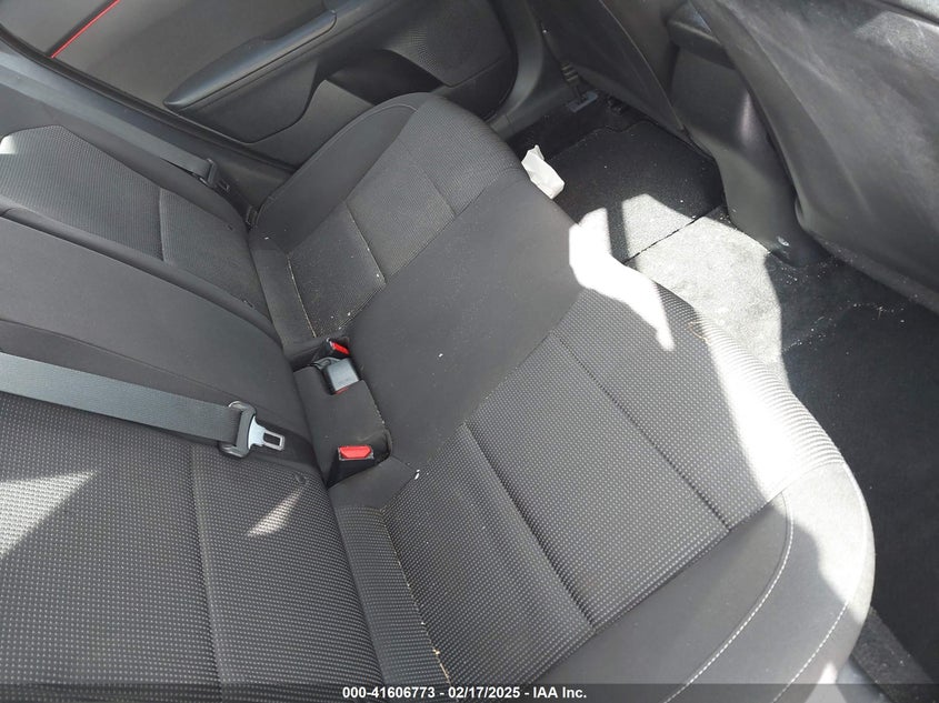 2019 KIA FORTE VIN: 3KPF24AD7KE124502