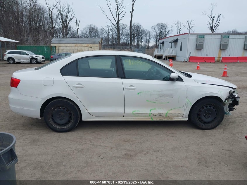 2011 VOLKSWAGEN JETTA VIN: 3VWDZ7AJ3BM373215