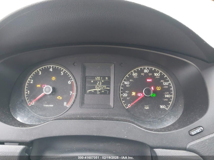 2011 VOLKSWAGEN JETTA VIN: 3VWDZ7AJ3BM373215