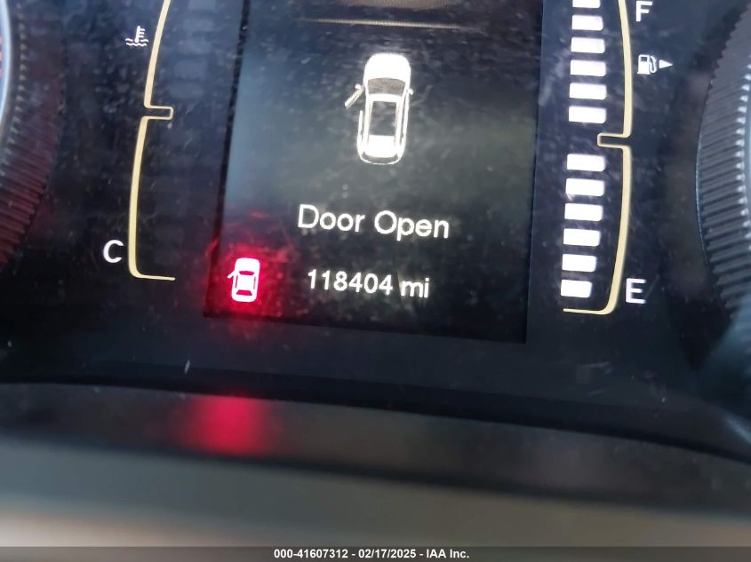 2017 Jeep Cherokee Latitude 4X4 VIN: 1C4PJMCB4HW575601 Lot: 41607312