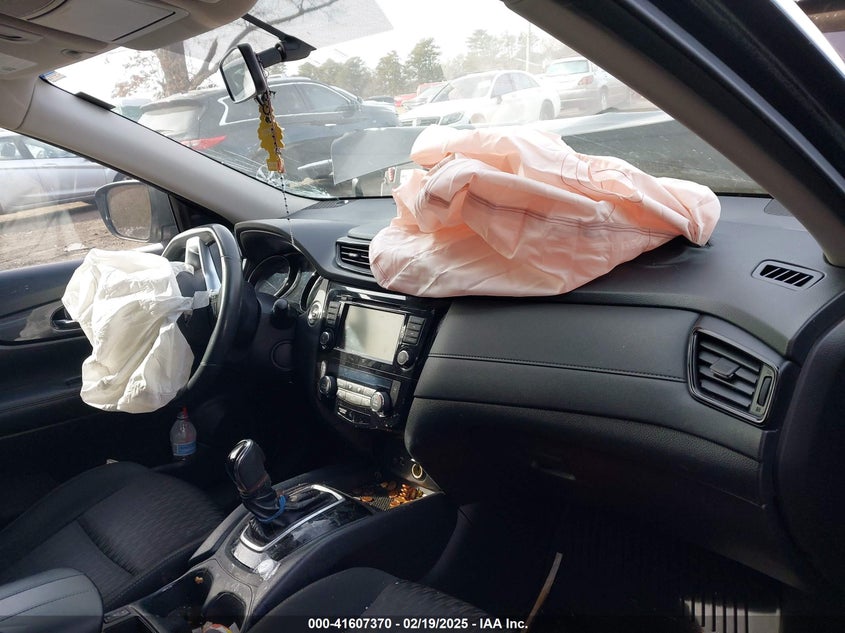 2018 NISSAN ROGUE SV - KNMAT2MV5JP549117