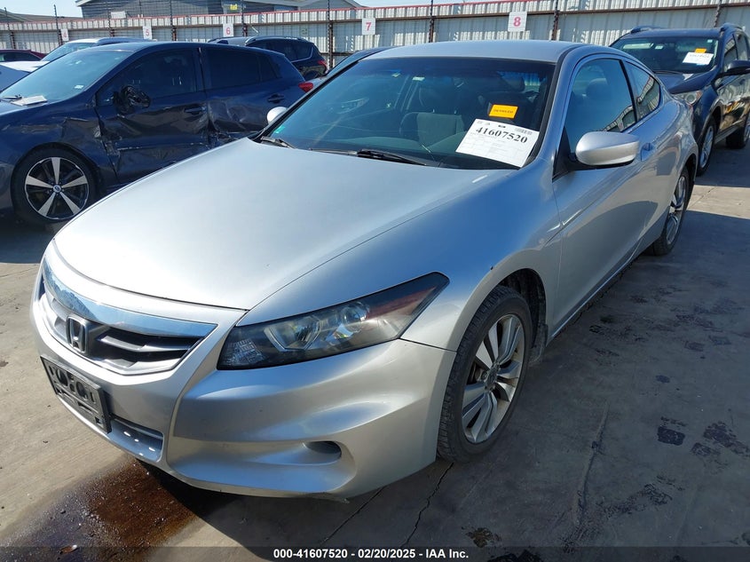2011 HONDA ACCORD VIN: 1HGCS1B35BA016214